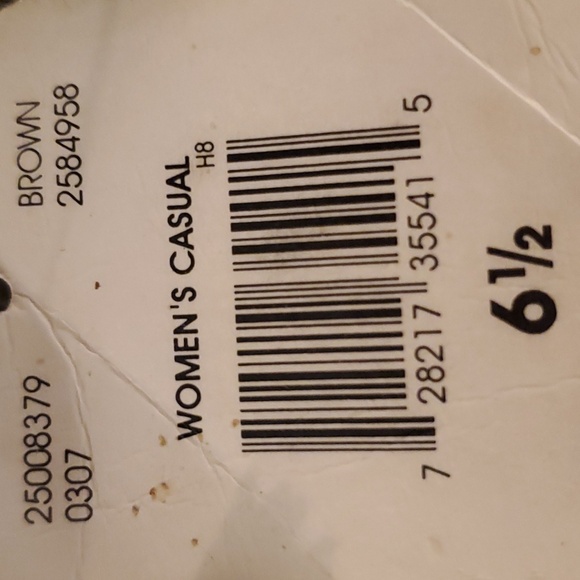 NWT Camo Slip On Shoes - Picture 8 of 8